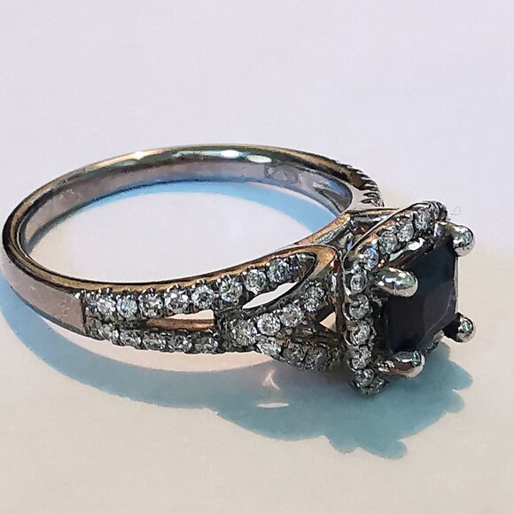 18 Kt. White Gold ,  Blue Sapphire and  Multi Diamond Ring - Picture 3 of 13
